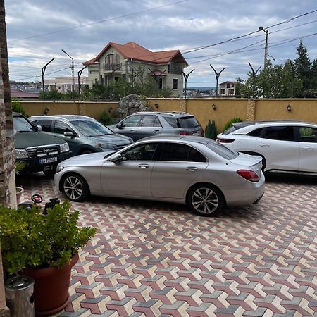 Отель GK Villa Тбилиси Экстерьер фото